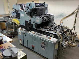 Envelope production machine